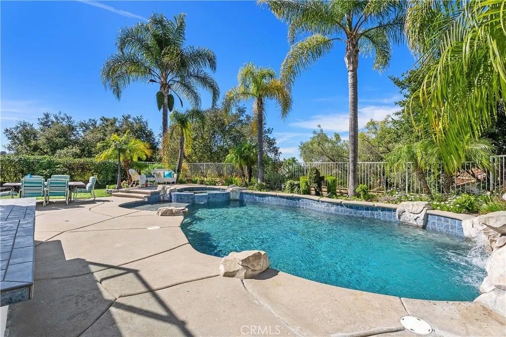 Photo of 27921 Atherston, Mission Viejo, CA 92692 (MLS # OC26037500)