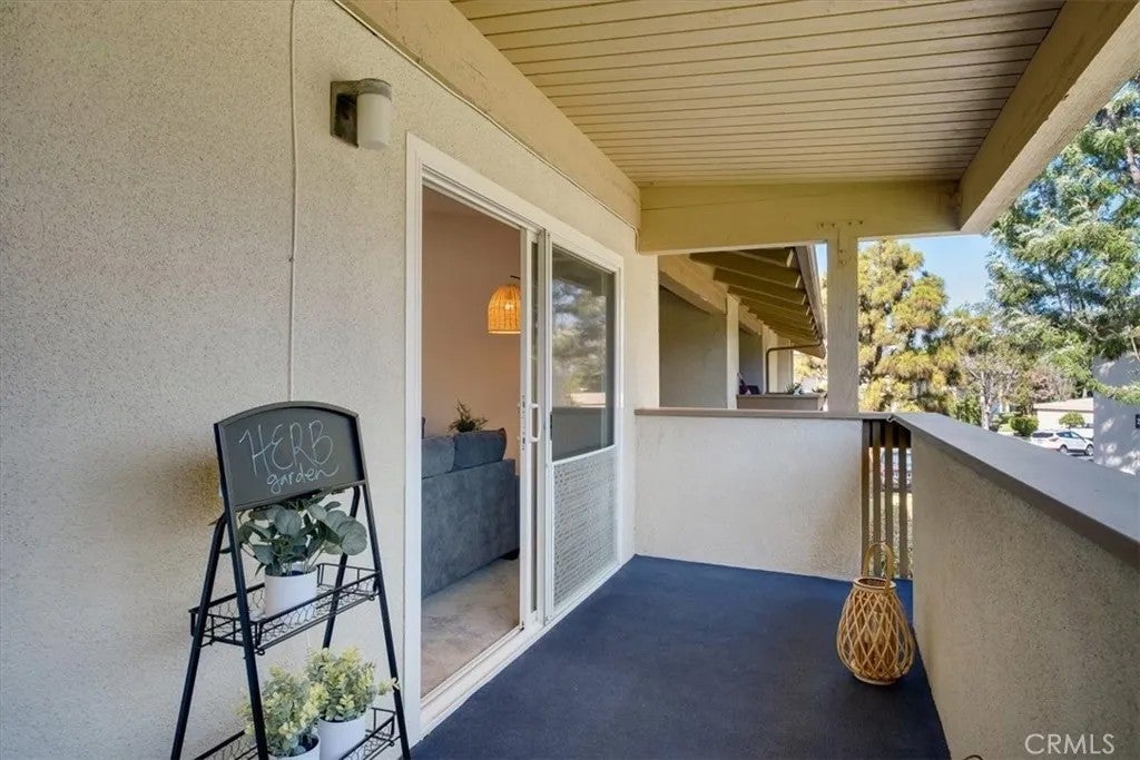 8877 Lauderdale Court
