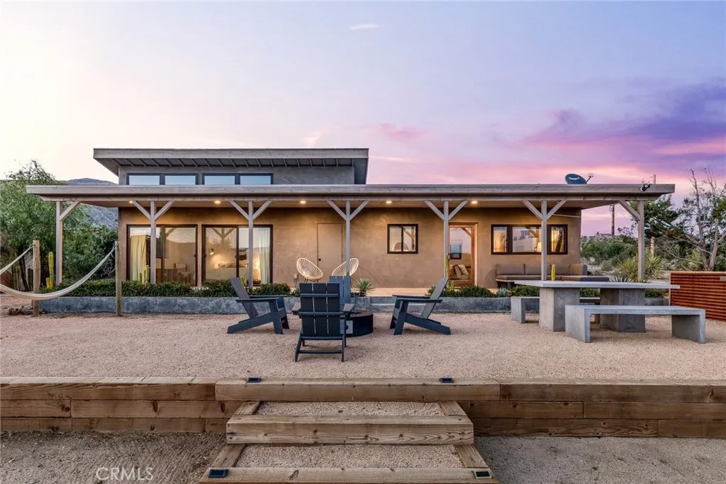 48575 W Paradise