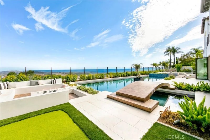 9 Coastal Canyon