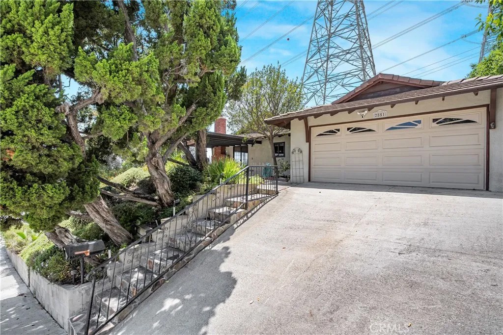 2851 Brookridge