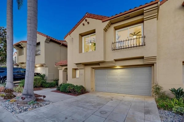 1465 CAMINITO SOLIDAGO, LA JOLLA, CA 92037 - Image e65447e31cfcaa75adeea1e150d5be7c/4082101541