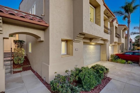 Tiny photo for 1465 Caminito Solidago, La Jolla, CA 92037 (MLS # 260022334)