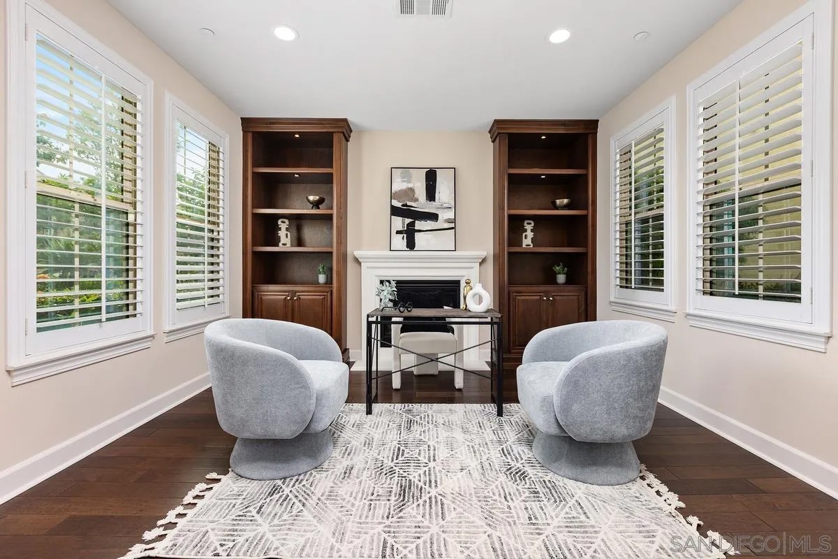 13566 Arroyo Dale Lane