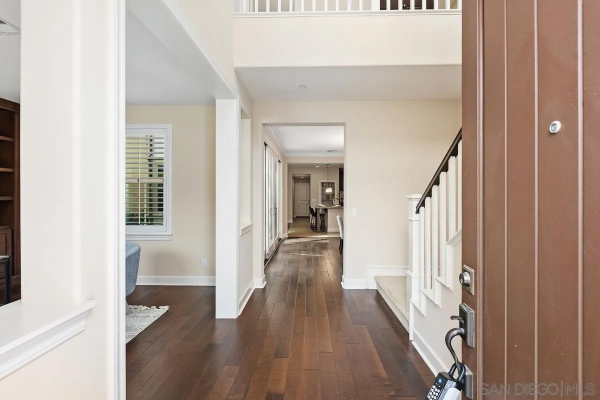 13566 Arroyo Dale Lane