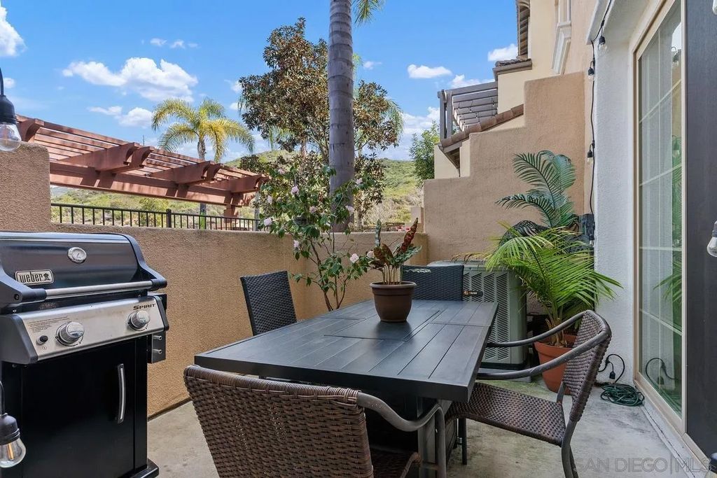 Photo of 2443 Longstaff Ct, San Marcos, CA 92078 (MLS # 260006919)