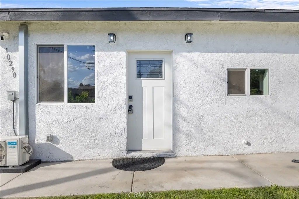 Photo of 10290 Monte Vista, Montclair, CA 91763 (MLS # CV25254985)