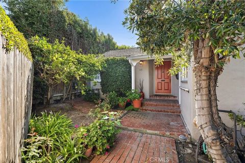 Tiny photo for 461 Park Avenue, Laguna Beach, CA 92651 (MLS # LG25243908)