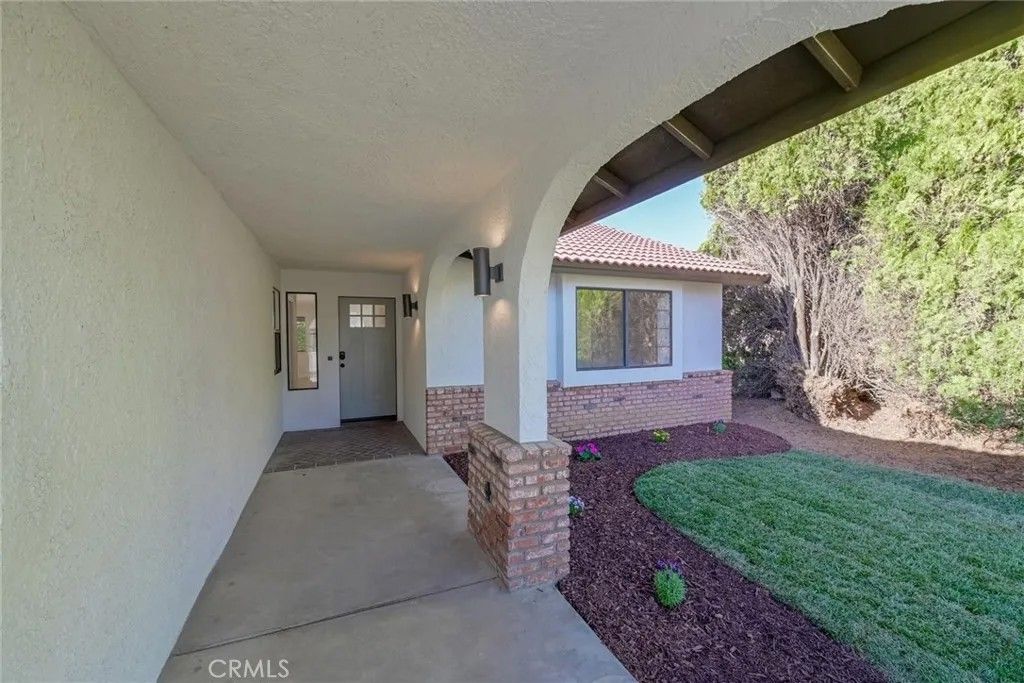 Photo of 18515 Kalin Ranch Drive, Victorville, CA 92395 (MLS # HD26054487)