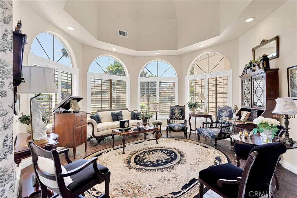 18140 Pier Drive