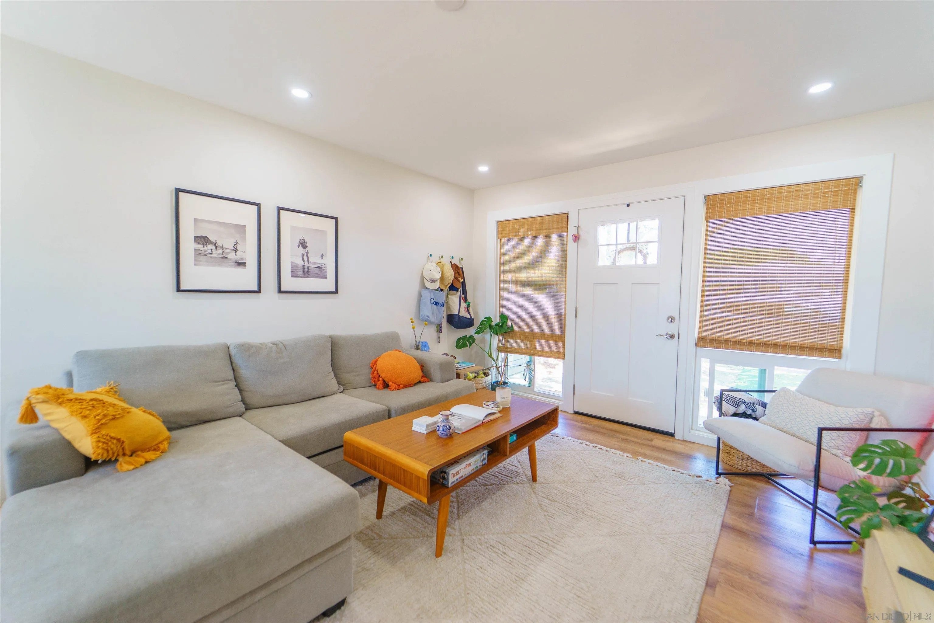 4190 Clairemont Dr