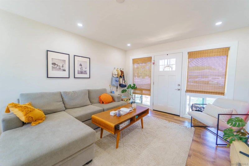 4190 Clairemont Dr