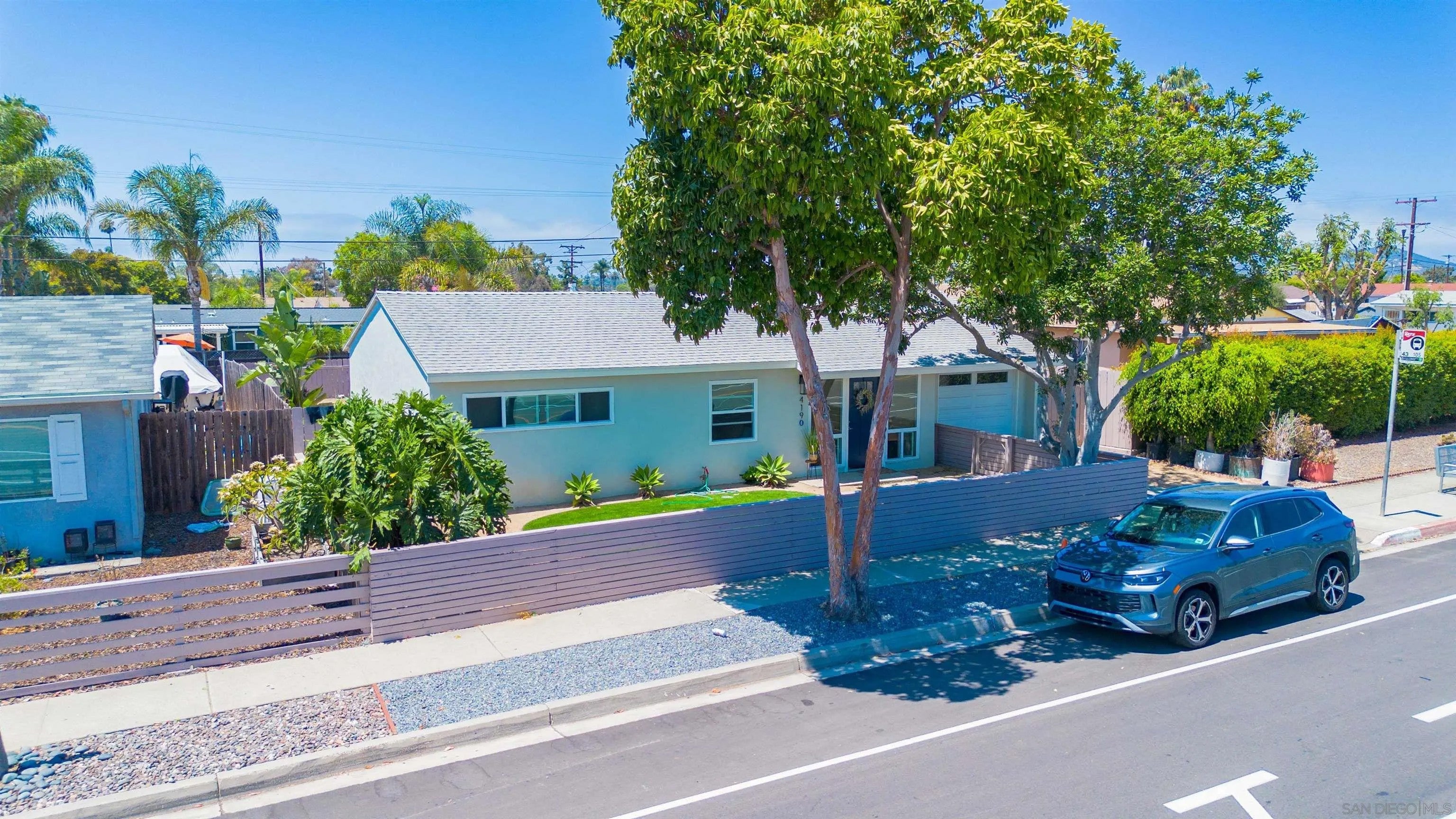 4190 Clairemont Dr