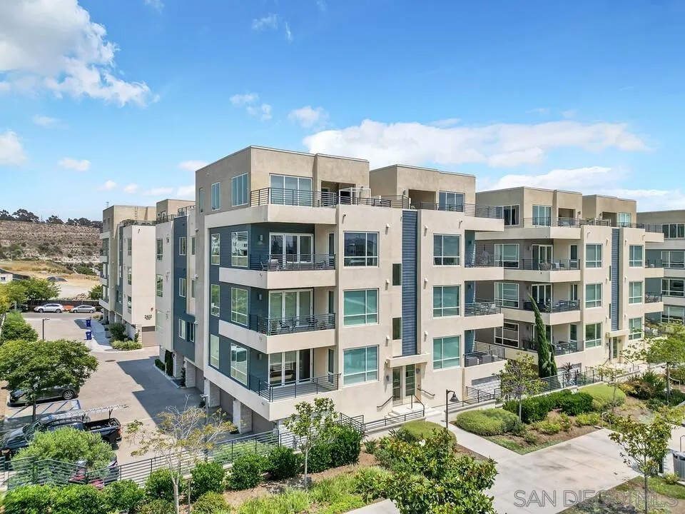2460 Community Lane 8