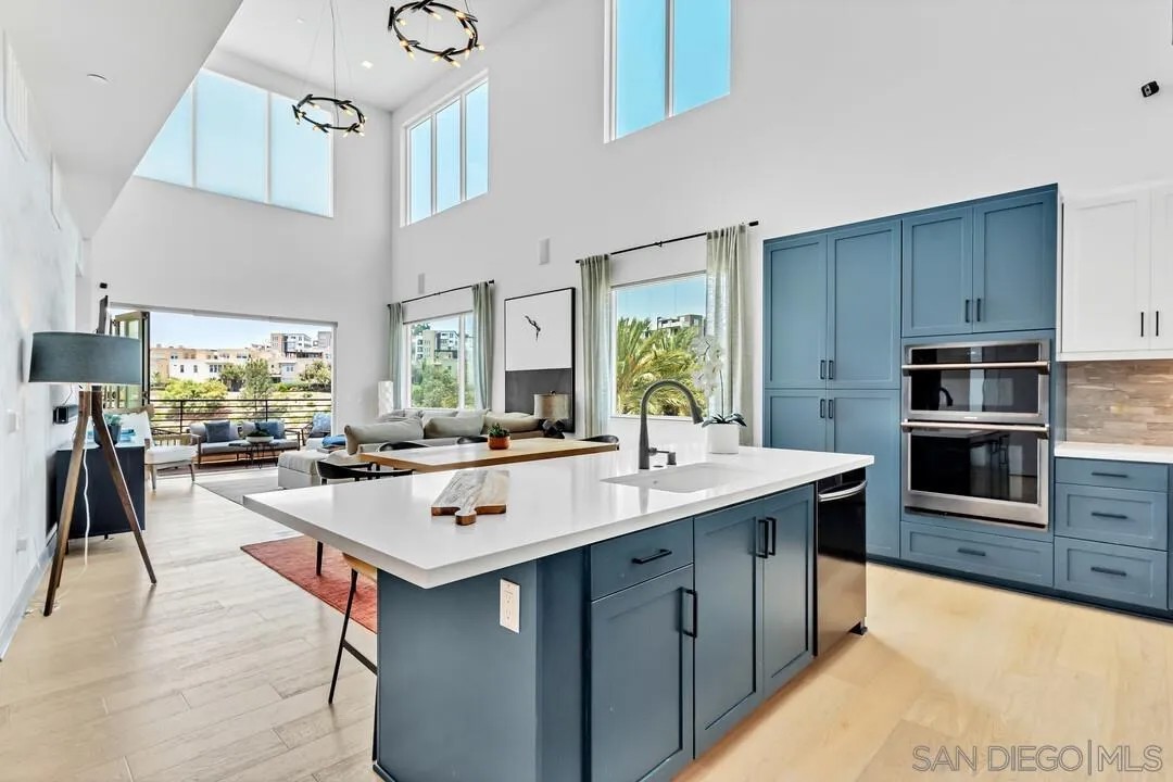 2460 Community Lane 8