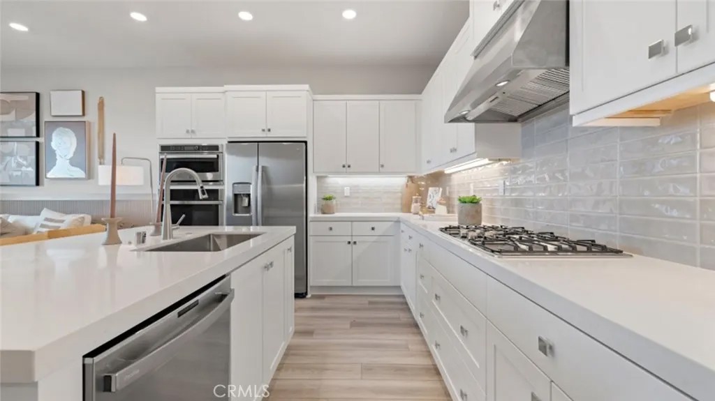 27212 Diamond Peak Lane 202