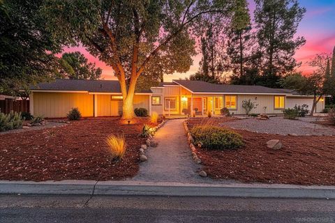 Photo of 16614 Wikiup Rd, Ramona, CA 92065 (MLS # 250040736) Photo of 16614 Wikiup Rd, Ramona, CA 92065 (MLS # 250040736)