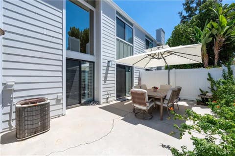 Tiny photo for 10110 Melinda Way #4, Northridge, CA 91325 (MLS # SR26131931)