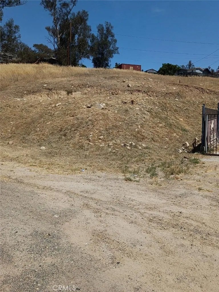 0 Morberg St