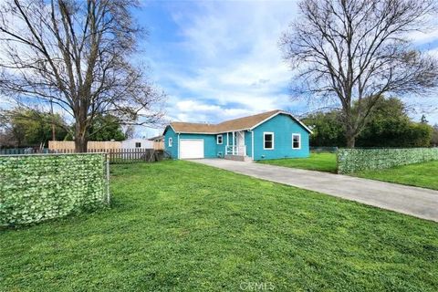 Photo of 633 E Walnut Street, Willows, CA 95988 (MLS # SN26044534)