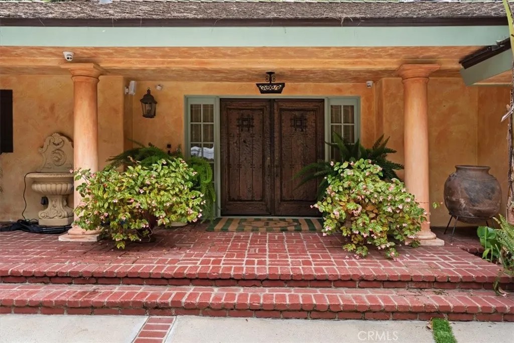 1138 Coldwater Canyon Drive