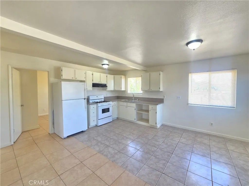 Photo of 20912 83rd St #C, California City, CA 93505 (MLS # SR26065928)