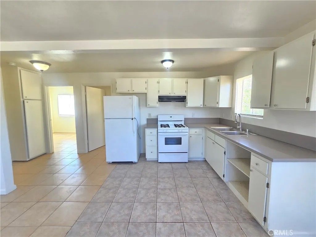 Photo of 20912 83rd St #C, California City, CA 93505 (MLS # SR26065928)