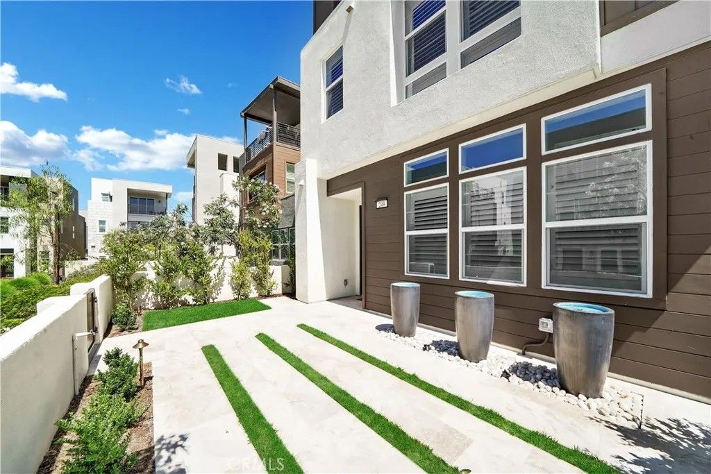 Photo of 249 Chorus, Irvine, CA 92618 (MLS # NP25271936)