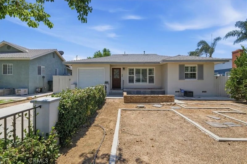 4158 Gardena Drive