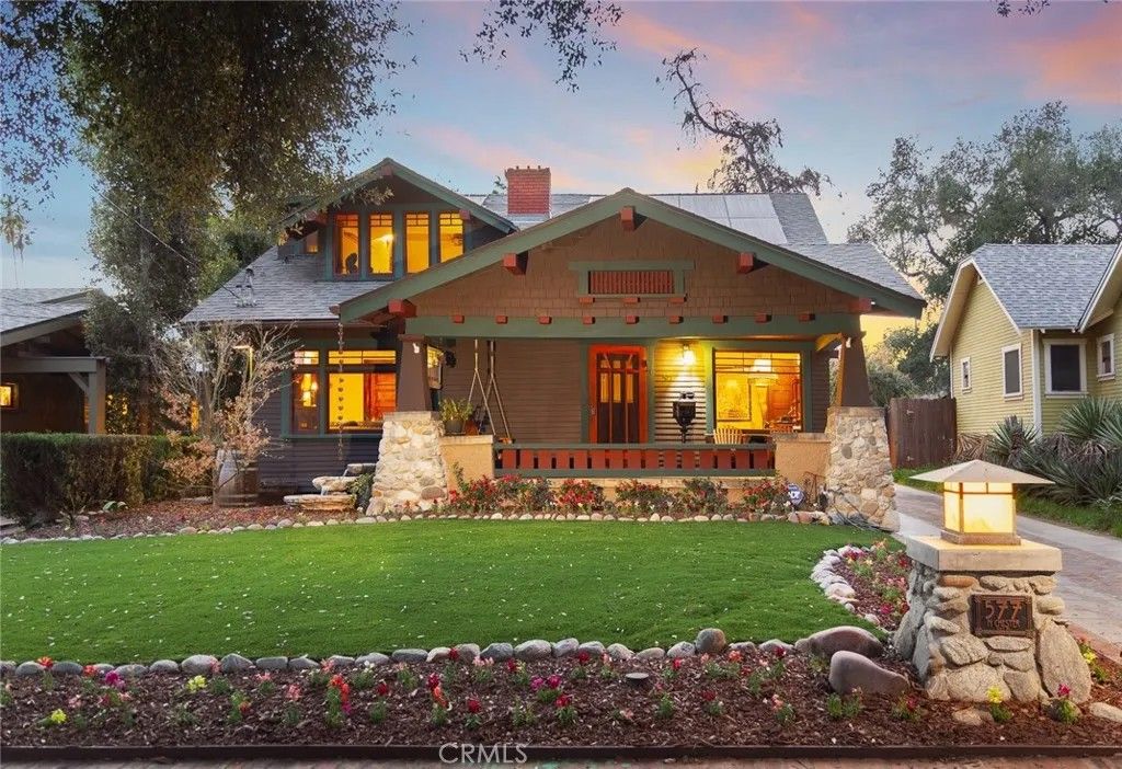 Photo of 577 N Chester Avenue, Pasadena, CA 91106 (MLS # AR26022480)