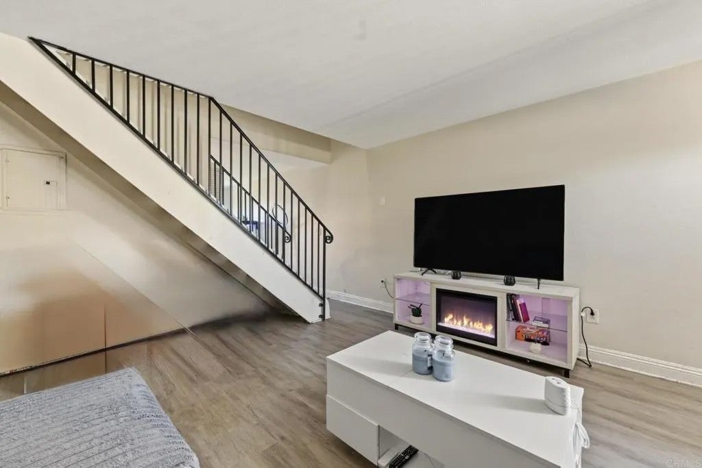 1321 Greenfield Drive 16