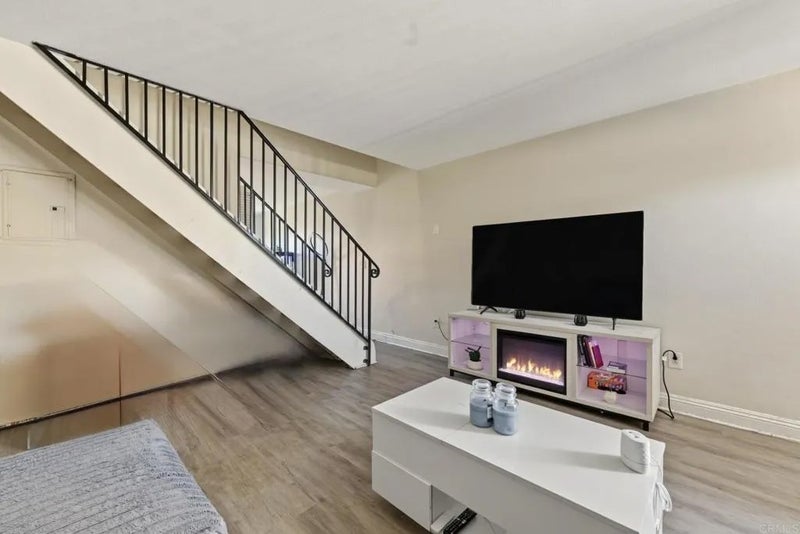 1321 Greenfield Drive 16