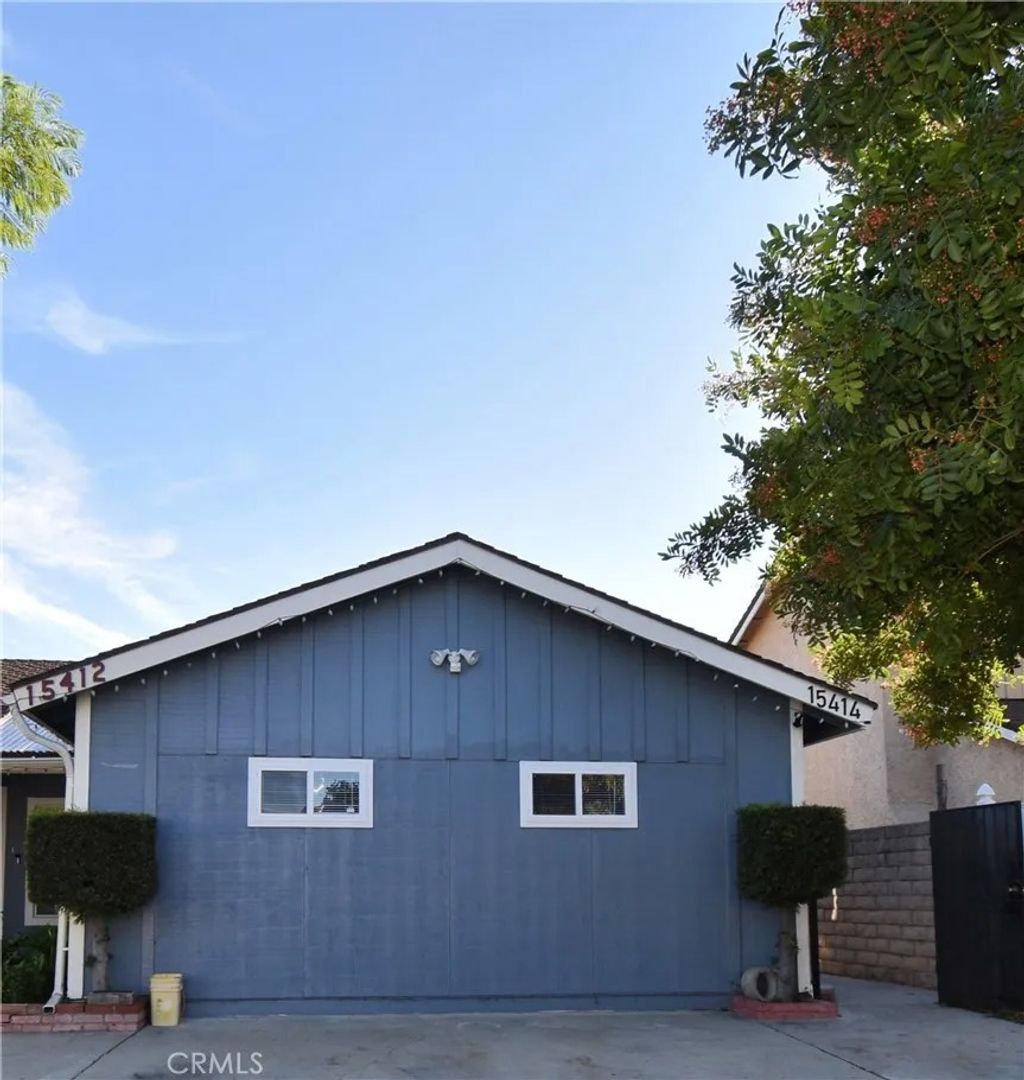 Photo of 15414 Kinzie Street, North Hills, CA 91343 (MLS # GD26008624)