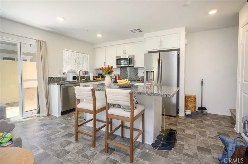7276 Olive Grove