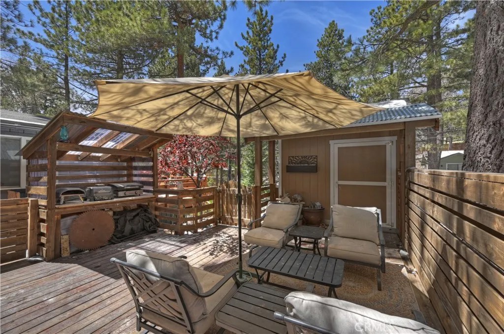 521 Fir Lane