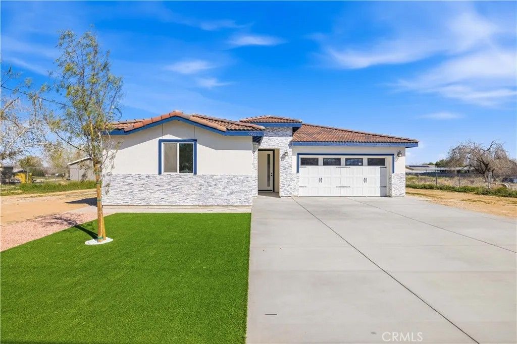 Photo of 9827 E Avenue S2, Littlerock, CA 93543 (MLS # SR26088994)