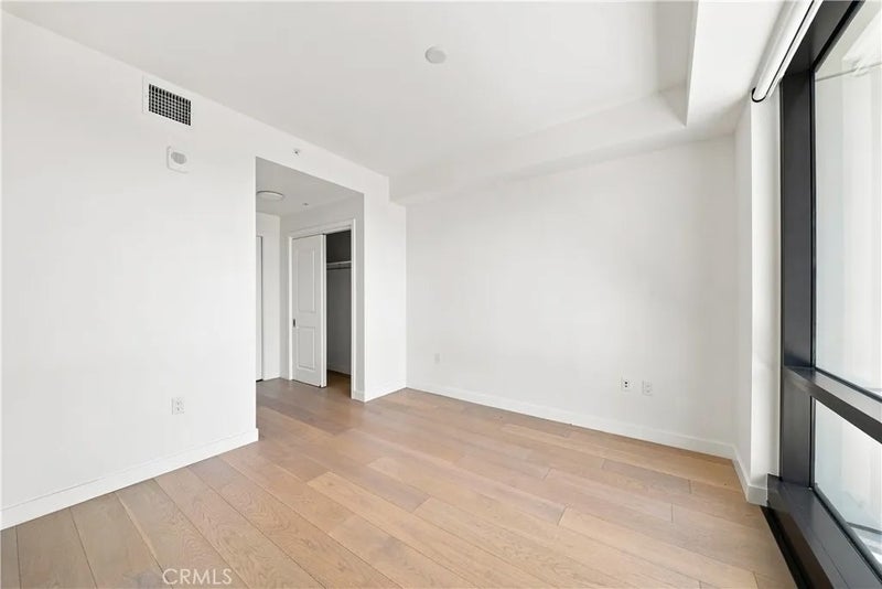 400 S Broadway 2311