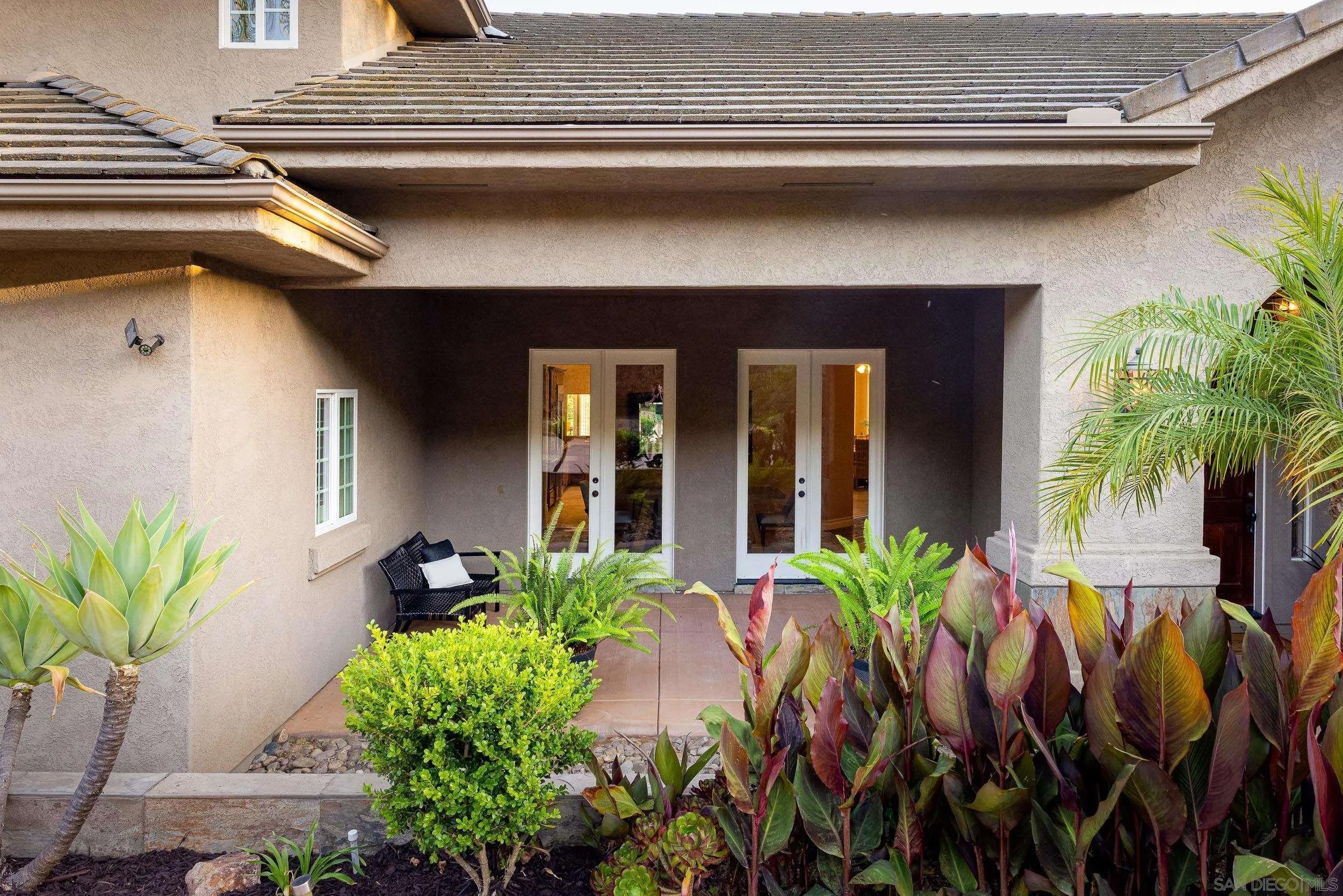 15275 Eastvale Rd