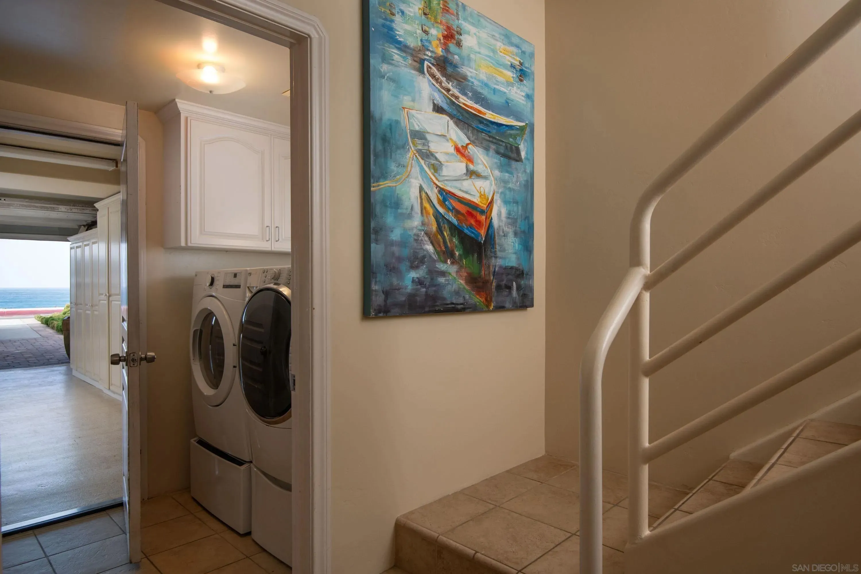 La Jolla, California 92037, United States, 4 Bedrooms Bedrooms, ,4 BathroomsBathrooms,Residential,Active,184616