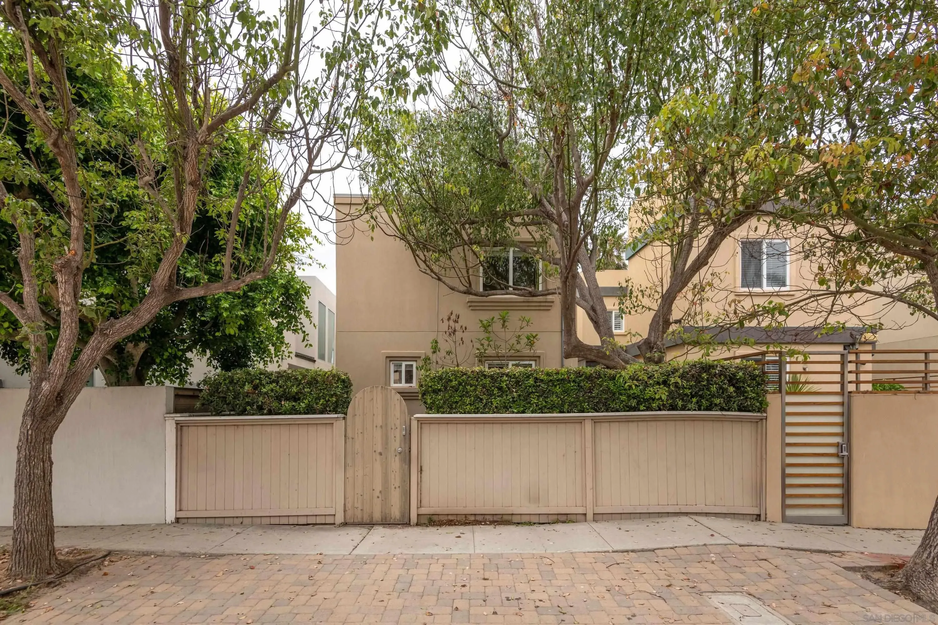 La Jolla, California 92037, United States, 4 Bedrooms Bedrooms, ,4 BathroomsBathrooms,Residential,Active,184616