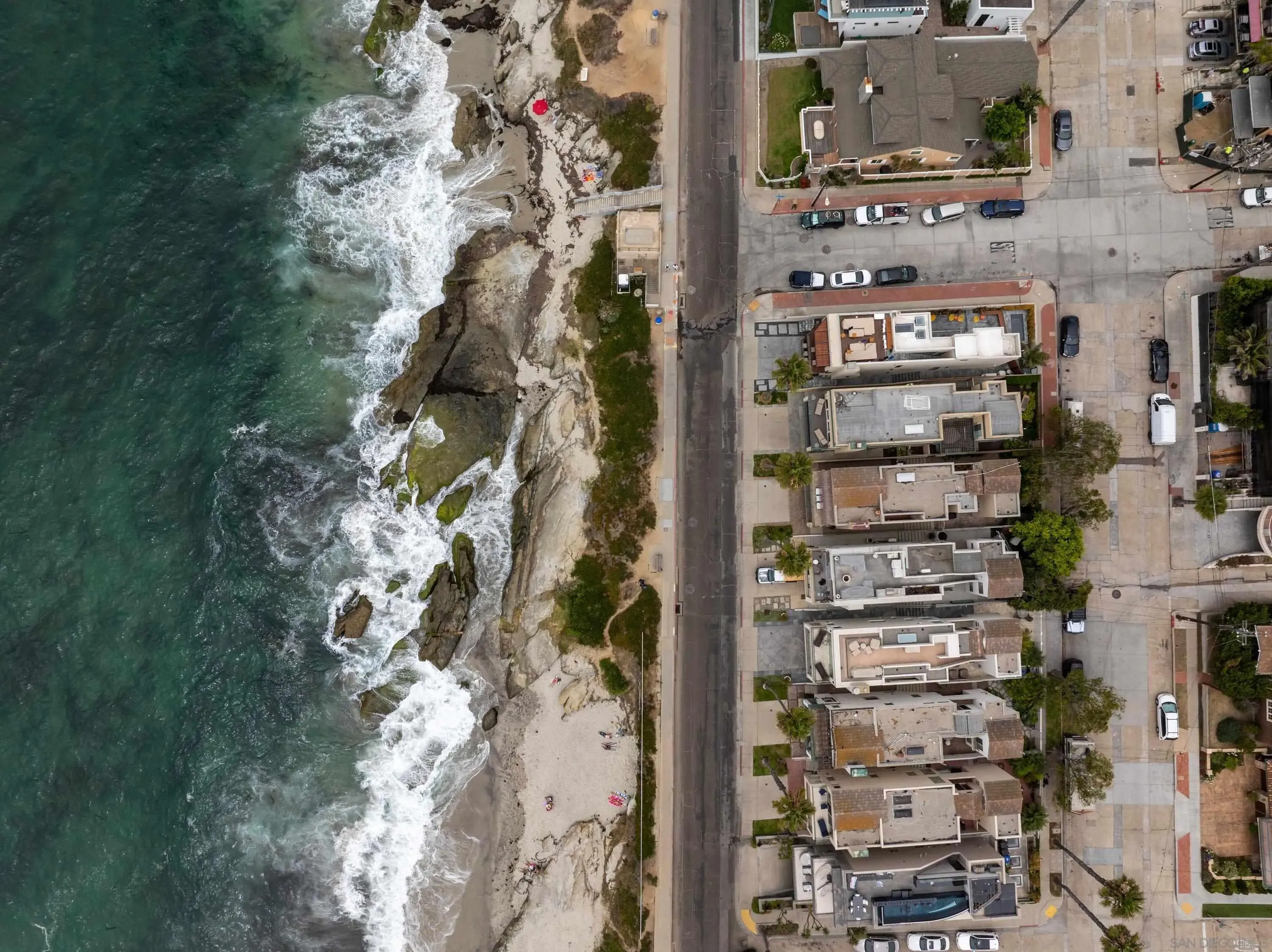 La Jolla, California 92037, United States, 4 Bedrooms Bedrooms, ,4 BathroomsBathrooms,Residential,Active,184616