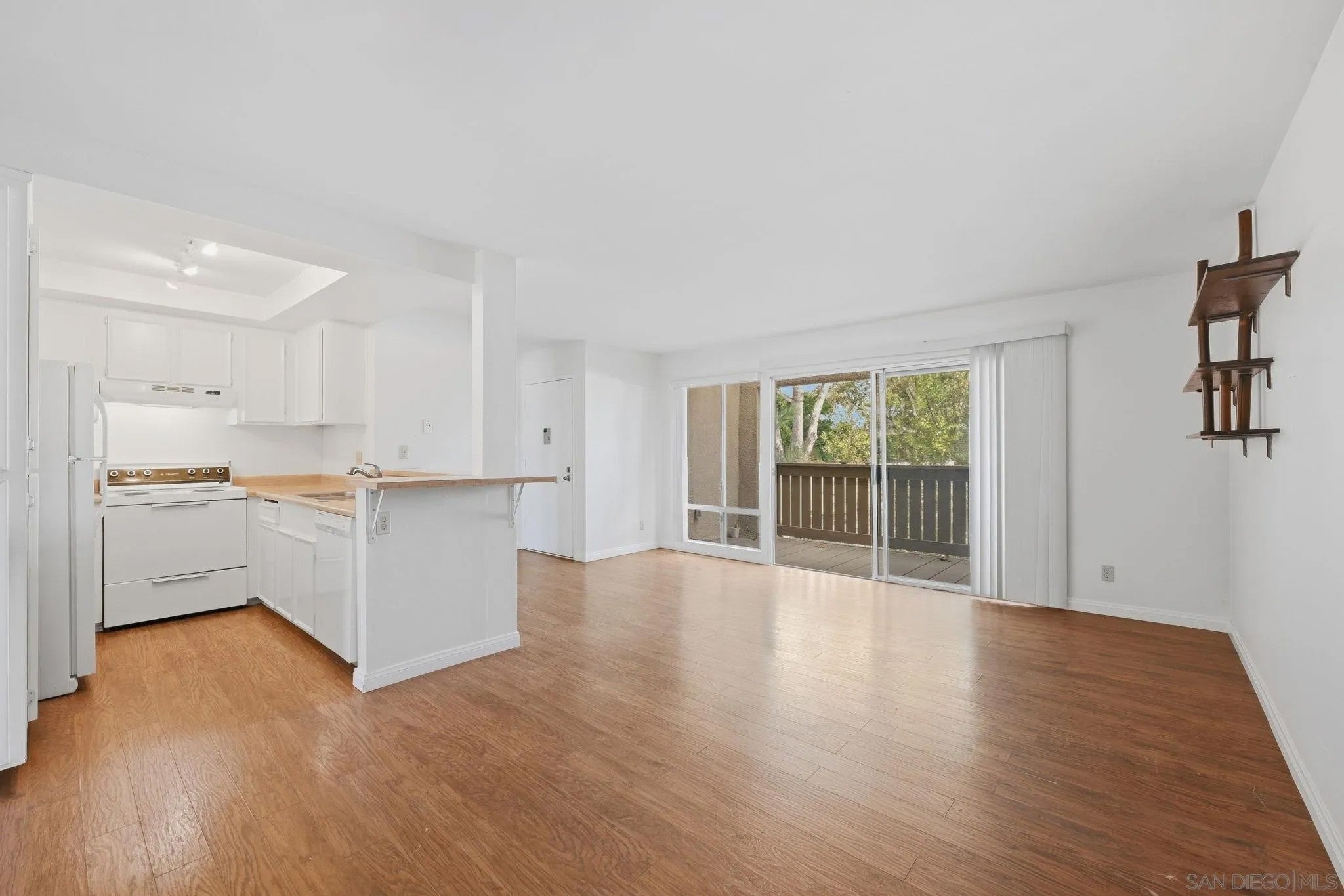 155 W Glaucus C