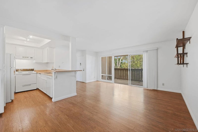 155 W Glaucus C