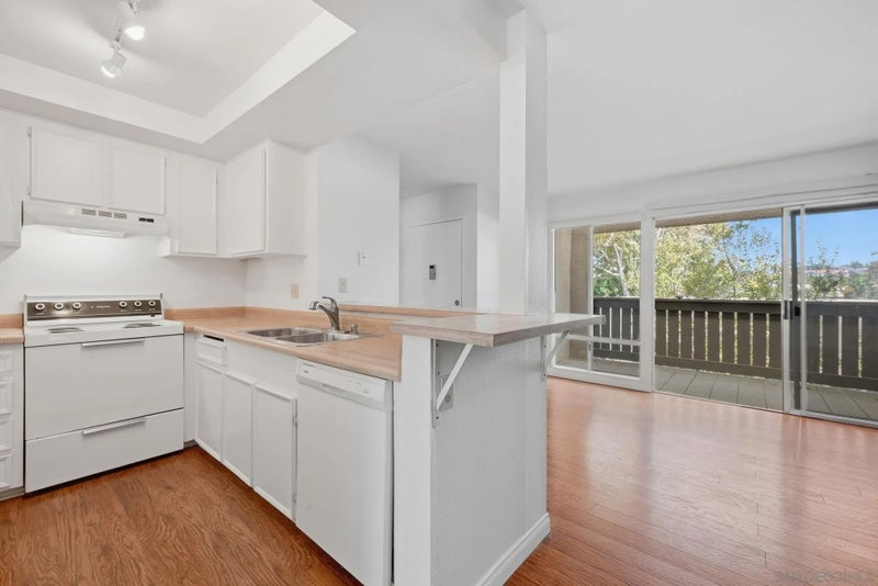 155 W Glaucus C