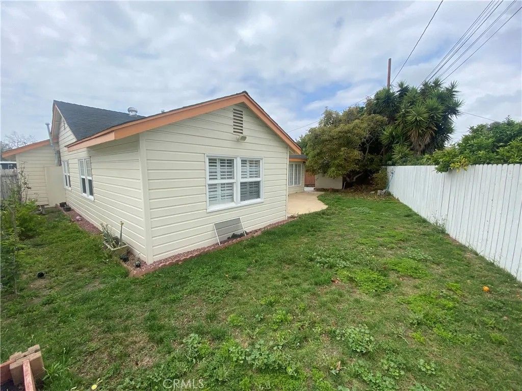 Photo of 7107 E Aivlis St, Long Beach, CA 90815 (MLS # DW25267322)