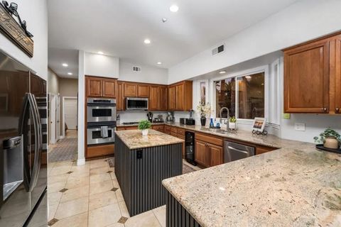 Tiny photo for 2270 Summit Drive, Escondido, CA 92025 (MLS # NDP2510267)