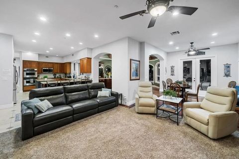 Tiny photo for 2270 Summit Drive, Escondido, CA 92025 (MLS # NDP2510267)