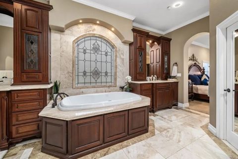 Tiny photo for 2270 Summit Drive, Escondido, CA 92025 (MLS # NDP2510267)