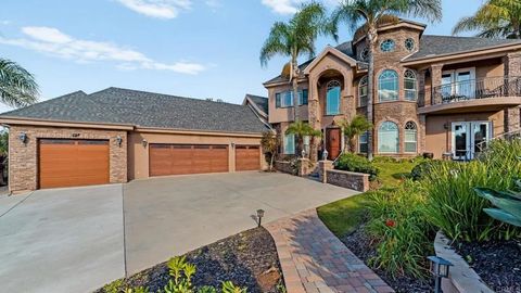 2270 Summit Drive Escondido CA 92025