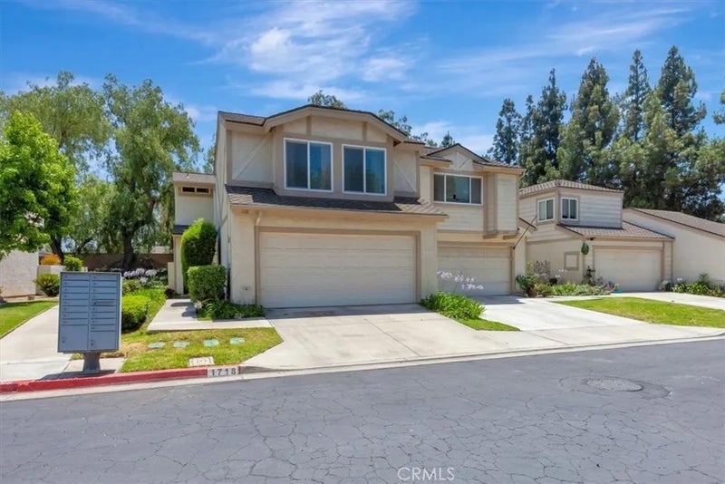 1718 Truman Circle